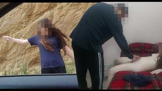 VIEJO ENCUENTRA A MORRITA PUTIPOBRE DE COLONIA MARGINAL Y LE OFRECE DINERO POR USARLA COMO BOLSA DE SEMEN, JOVENCITA REAL, NO FINGIDO 18 YO - SUBTITULOS EN INGLES - PREMIUM #1