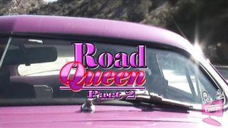 Courtney needs a little understanding. Deauxma listens and listens, then kisses and kisses