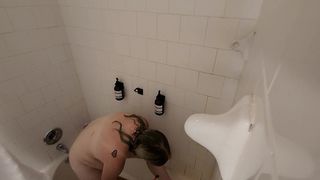 SHOWER VOYEUR: PAWG MILF S INTIMATE CLEANSE