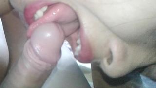 ลีลาการอมควยให้น้ำแตก