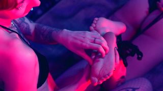 SMALL FEET TICKLING SUBMISSION