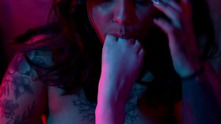 LESBIAN FOOT FETISH: ROTTEN VENUS & NATH - PART 2