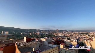 PORNOVATAS - TREMENDA FOLLADA DE NUESTRO AMIGO VICTOR BLOOM Y LA MADRE DE SU AMIGO COLOMBIANA TETONA 50 ANOS EN LAS ALTURAS DE BARCELONA