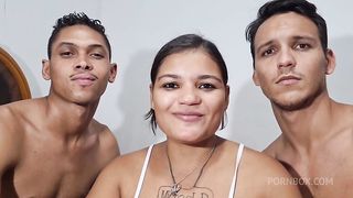 dia dos namorados Tigresa chama dois meninos pra comemorar com muito sexo orgia dp e anal