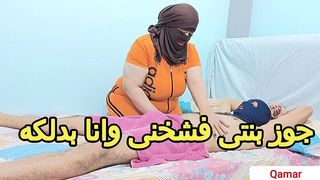 فضيحة ام عبير الشرموطة بتعمل مساج لجوز بنتها زبه وقف قام فشخ كسها نيك سكس عربى صوت واضح