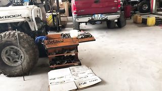 I went to the workshop to break the mechanic's ass