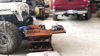 I went to the workshop to break the mechanic's ass