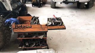 I went to the workshop to break the mechanic's ass