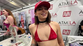 GD SPOTLIGHT- SOPHIA BURNS