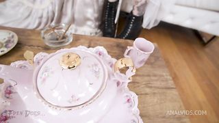 Eden Does .... Anna de Ville party with big toys (Big Gapes Prolapse)