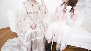 Eden Does .... Anna de Ville party with big toys (Big Gapes Prolapse)