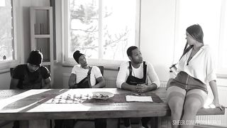 Curvy Slut Taylee Woods DP’d by 3 BBCs for Car Accident GP2281