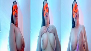 CAMARERA DEL BAR MASAJEA SUS SENOS PARA SU CLIENTE Y QUEDA MUDO FULL ON XRED / SHEER