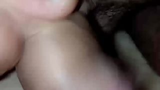 GRETALA SI FA SBATTERE IL CAZZO SULLA FICA