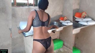 KITCHEN SEX WITH ALICE NF HOMEMADE XXX VIDEO NAIJA FAMILY OFFICIAL