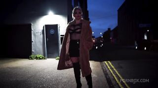 STREET HOOKER gets banged by BWC