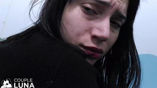 NOVINHA CACHORRA QUICANDO GOSTOSO NUM PAU GRANDE! SQUIRTING AND CUM