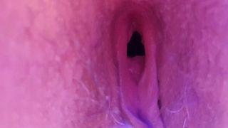 ARROMBEI A SAFADA DE QUATRO E DEIXEI A BUCETA DELA ABERTA NO FINAL CHEIA DE PORRA