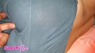 SEXY DEVER BHABI KI CHUT ME UNGLI KARKE UTTEJIT KAR DIYA PHIR CHODA