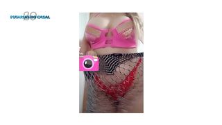 ALL WONDERFUL RELEASING TO THE PAINTER WHO WAS MAKING A PAINTING OF HER SENSUAL BODY.