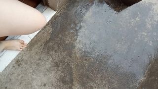 GRETALA - FLASH PUSSY MENTRE PIOVE