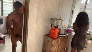 PUSSY SQUIRT IN THE KITCHEN