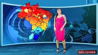 The forecast host can't resist and does a hot anal