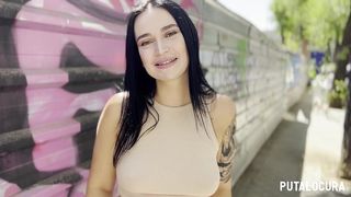 PUTALOCURA - LA SEXY UCRANIANA TATUADA DARSI DEVIL ES PILLADA POR TORBE Y TRAGA SU LEFA