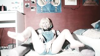 Spooky Boogie - BBC dildo stretches tight Harley Quinn's asshole