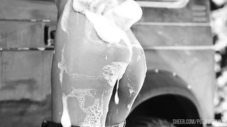 Studs Stretch Out Sexy Car Washer Zlata Shine in Hot DP GP2310