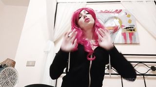 the models in the magazines make me horny