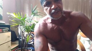 PORNSTAR BRASIL - BRAZILIAN BEAR KOJAC SOLO