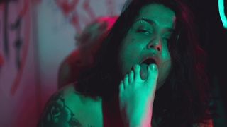INTENSE FOOT SEX THREESOME: ACIDALIA, MAD MAXXX & ROTTEN VENUS