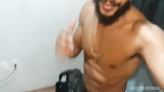 Iniciando a filha do pastor da igreja que tem a buceta gigante no fist anal, e comendo ela na pele e no pelo.