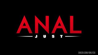 Defrancesca Gallardo And Valentina Rossi Do Double Penetration