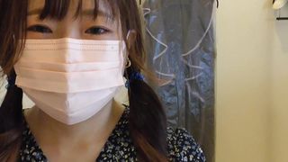 【個人撮影】かわいい彼女　会ってすぐ着衣のまま生エッチ、溜まってた精子を全てパイパンマンコに寝バックで中だし