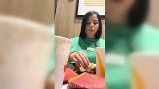 BEAUTIFUL HUNGRY VENEZUELAN ARRIVES IN THE UNITED STATES VERY HUNGRY FOR FOOD AND COCK AND MONEY SO I HELP HER BY MAKING THIS VIDEO