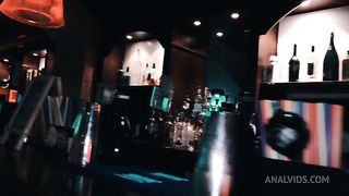 Benny Green comes to the first time to the swingers club to get her ass destroyed by Luca Ferrero