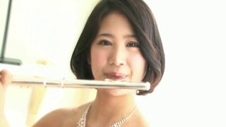 HOT JAPANESE YOUNG MILF LIKE CLARINET BUT PREFERT A HARD COCK TO FUCK