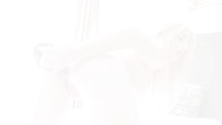 [PUKE/WET] NEWBIE ANAL & PISS CASTING Dominique Palermo, balls deep anal, DP with toy piss in ass, puke after exrreme deepthroat