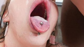 FIRST DP WITH BLACK GUYS! SEXY MILF LADY BUXXX GETS HER FIRST DOUBLE PENETRATION FROM THREE BLACK COCKS EKS430