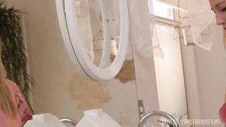 Prinzzess helps Riley with her masturbation technique