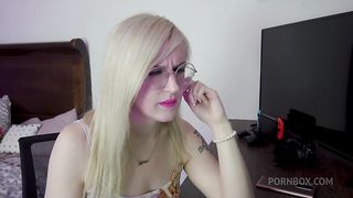 Trans Time Traveler Nikola Ophan Gets Laid In The 90s
