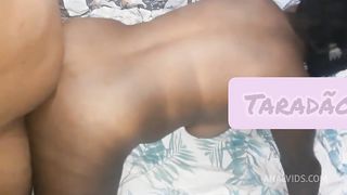 Gozando gostoso no rabo da preta