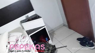 Crown rabuda michele makes her first porno movie without her husband's horn knowing.