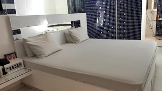 picking up the redhead on the street and fucking her ass - blowjob on the street