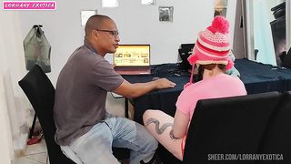 aluna faz sexo com professor em troca de nota pra passar de ano.