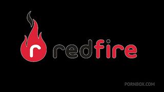 Ana Julia e Luna Oliveira - Maquinas do Sexo