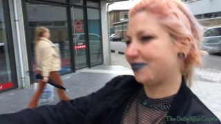 HOT TATTOOED EX-GIRLFRIEND GETS A THICK FACIAL AND WALKS AROUND BOS EN LOMMER, AMSTERDAM