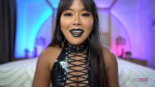 YOU CAN T ESCAPE MY KISSES FEAT ASTRODOMINA